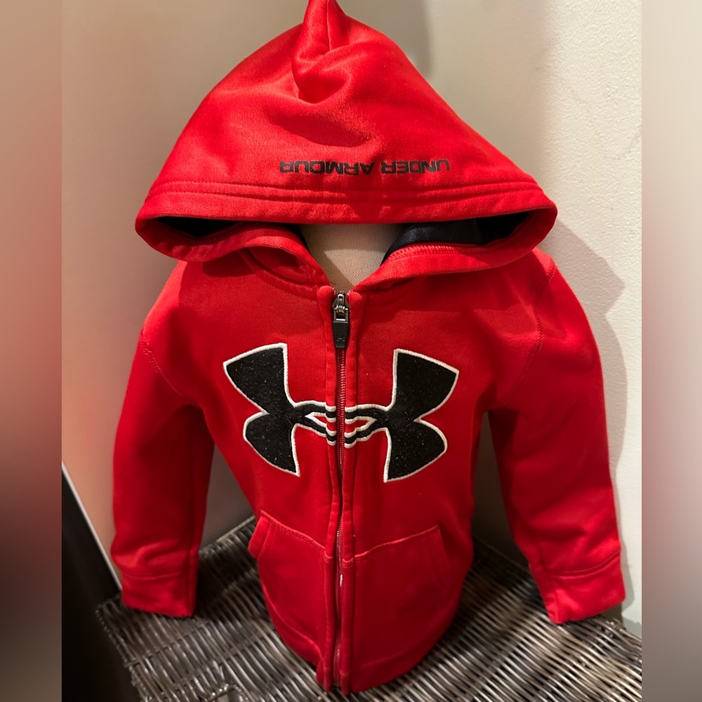 Under Armour kids size 4T technical fleece